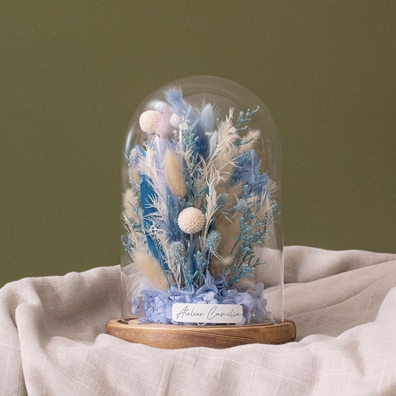 Cloche M
