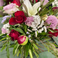 Bouquet à la Main de Fleurs Fraîches M