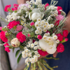 Bouquet à la Main de Fleurs Fraîches M