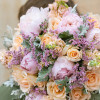  Bouquet à la Main de Fleurs Fraîches L
