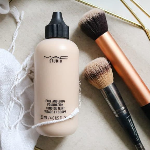 MAC FACE AND BODY FOUNDATION 50ML