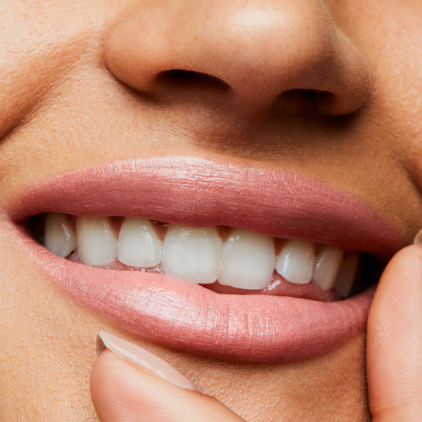 MAC ROUGE A LEVRES NUMERO 308