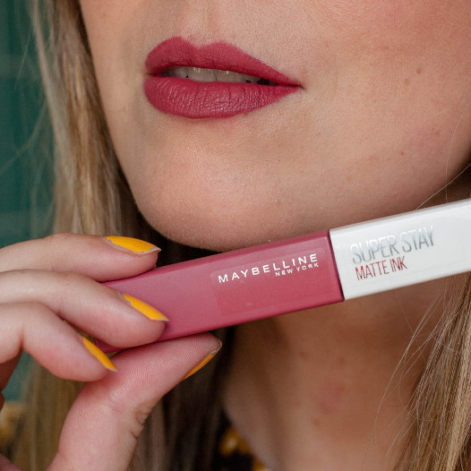 MAYBELLINE SUPERSTAY MATTE INK LIQUID RULER NUMERO 80