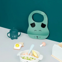 Babymoov Kit Repas Bébé LEARN'ISY Dog 15-24 mois (bol silicone + cuillère + bavoir + tasse)