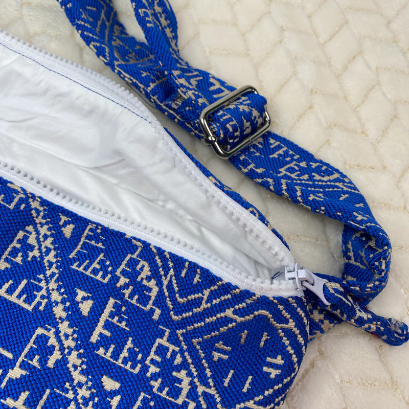 Banane - Pointe de croix - Bleu