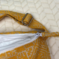 Banane - Pointe de croix - Doré