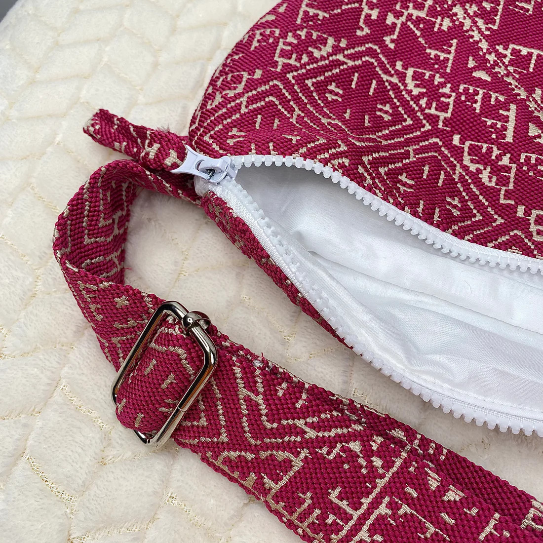 Banane - Pointe de croix - Fushia