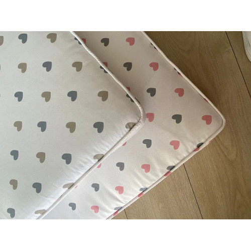 Matelas au sol - Douceur des Coeurs Matelas au sol - Douceur des Coeurs