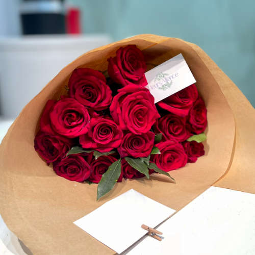 Bouquet Love - 12 Roses Bouquet Love - 12 Roses