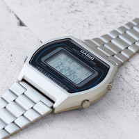 Casio – Vintage collection – Alarme multiple – Bracelet en acier inoxydable – B640WD-1AVDF