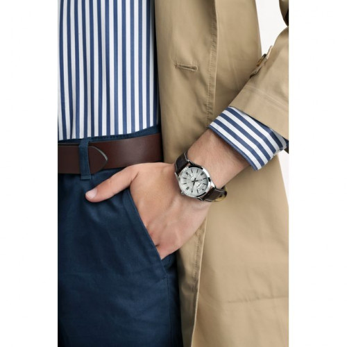 Casio – Homme cadran argenté – Dateur jours/mois – Bracelet cuir marron – MTP-1381L-7AVDF Casio – Homme cadran argenté – Dateur jours/mois – Bracelet cuir marron – MTP-1381L-7AVDF