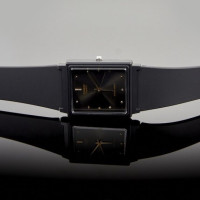 Casio – Classique cadran noir rectangulaire – Bracelet en silicone noir – MQ-38-1ADF