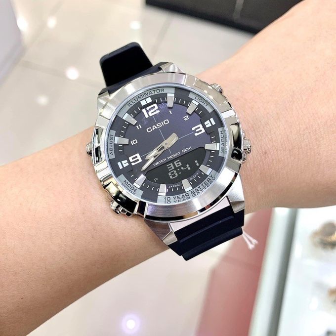 Casio – Autonomie de la pile : 10 ans – Double montre – Bracelet en caoutchouc – AMW-870-1AVDF