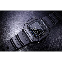 Casio – Montre en résine noire – Cadran noir – Un design numérique sportif – W-218H-1BVDF
