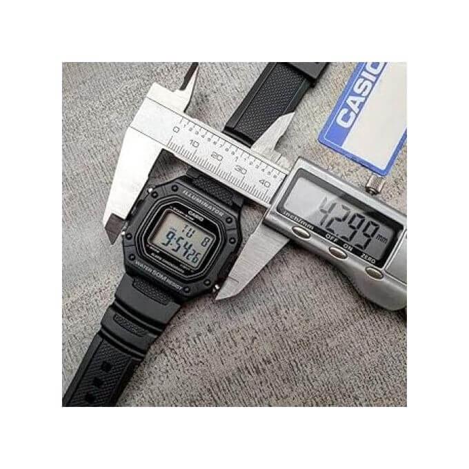 Casio – Montre en résine noire – Cadran noir – Un design numérique sportif – W-218H-1BVDF