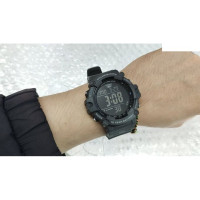 Casio – Digitale – Cadran noir / digits blanc – Étanche à 100 mètres – AE-1500WH-8BVDF