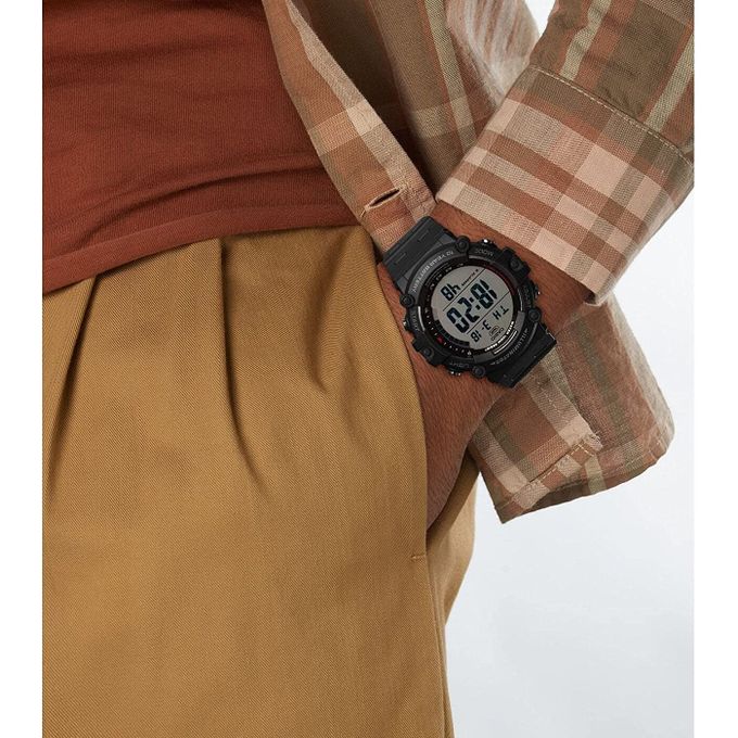 Casio – Digitale – 5 alarmes quotidiennes – Étanche à 100 mètres – AE-1500WH-1AVDF