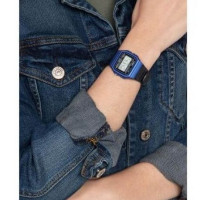 Casio – Digital bleu – Bracelet en résine noir – Étanche – Alarme & Chronographe – F-91WM-2ADF