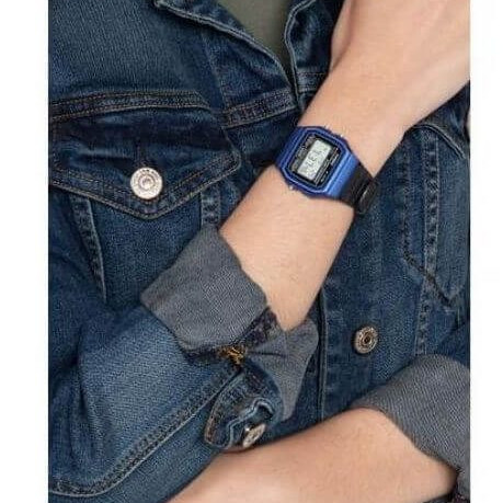 Casio – Digital bleu – Bracelet en résine noir – Étanche – Alarme & Chronographe – F-91WM-2ADF