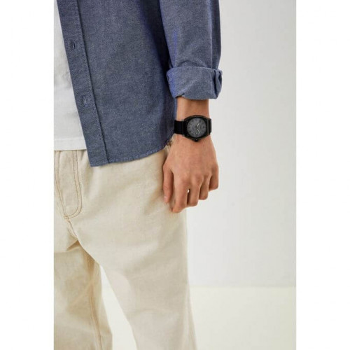 Casio – Montre noir en bracelet nylon – Étanche 50 m – Avec dateur – MTP-E715C-8AVDF Casio – Montre noir en bracelet nylon – Étanche 50 m – Avec dateur – MTP-E715C-8AVDF
