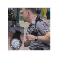 Casio – Index chiffres – Cadran noir – Étanche 100 m – Dateur – MRW-200H-1BV