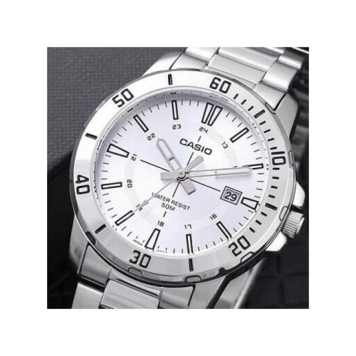 Casio – Tout en acier inoxydable – Diamètre boîtier 45 mm – MTP-VD01D-7CV Casio – Tout en acier inoxydable – Diamètre boîtier 45 mm – MTP-VD01D-7CV