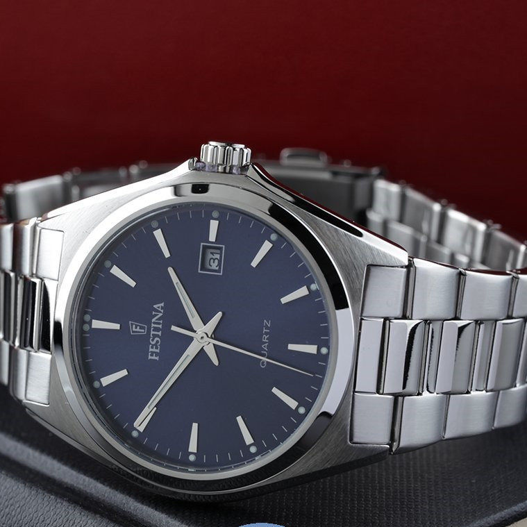 Festina – Classique – Cadran bleu avec dateur – Tout acier inoxydable – F20552/3