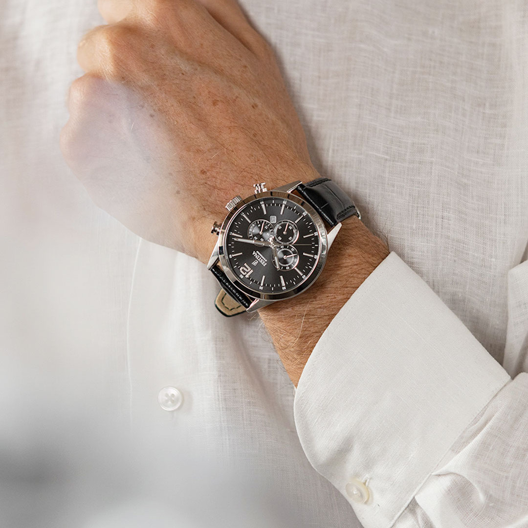 Festina – Bracelet cuir noir – Cadran noir – F20542/5 – Chronographe pour homme