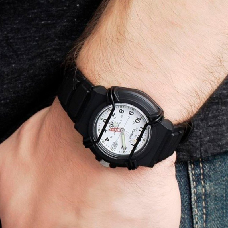 Casio – Cadran blanc – Avec dateur sur 3h – Bracelet en silicone noir – HDA-600B-7BV