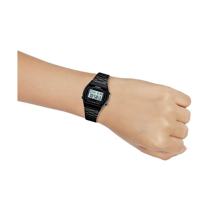 Casio – Montre digitale – Bracelet en acier inoxydable noir