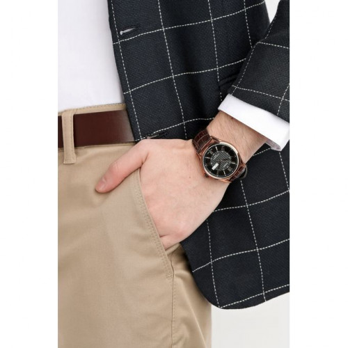 Casio – Bronze cadran noir – Bracelet cuir marron – Avec dateur – MTP-1384L-1AVDF Casio – Bronze cadran noir – Bracelet cuir marron – Avec dateur – MTP-1384L-1AVDF