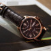 Casio – Bronze cadran noir – Bracelet cuir marron – Avec dateur – MTP-1384L-1AVDF Casio – Bronze cadran noir – Bracelet cuir marron – Avec dateur – MTP-1384L-1AVDF