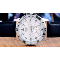 Casio – Montre homme – Cadran argenté – Bracelet cuir noir – MTP-VD300L-7EUDF