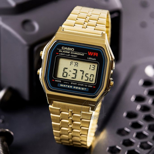 Casio – Cadran carré – Vintage Collection – Doré – Bracelet en acier inoxydable – A159WGEA-1DF Casio – Cadran carré – Vintage Collection – Doré – Bracelet en acier inoxydable – A159WGEA-1DF