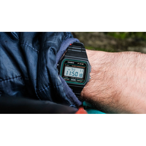 Casio – Un classique des années 80 à votre poignet : la F-91W, là où le temps rencontre la nostalgie – F-91W-3 Casio – Un classique des années 80 à votre poignet : la F-91W, là où le temps rencontre la nostalgie – F-91W-3