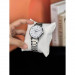 Casio – Montre classique et simple au fond blanc avec index chiffres faciles – Étanche – Tout en acier – MTP-VT03D-7B Casio – Montre classique et simple au fond blanc avec index chiffres faciles – Étanche – Tout en acier – MTP-VT03D-7B