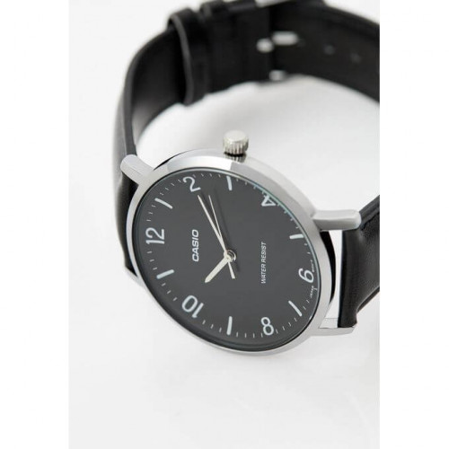 Casio – Montre classique noire avec bracelet en cuir noir pour hommes – Étanche – MTP-VT03L-1B Casio – Montre classique noire avec bracelet en cuir noir pour hommes – Étanche – MTP-VT03L-1B
