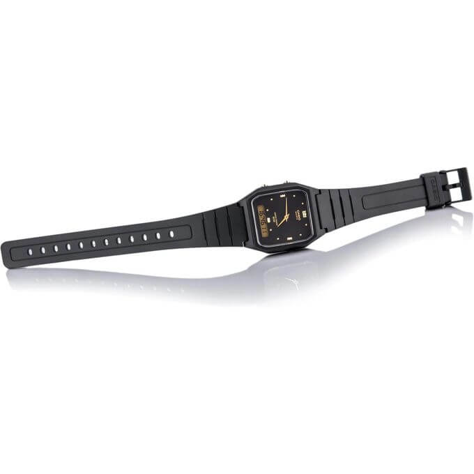 Casio – Double montres en cadran noir – Étanche jusqu’à 50 m – Bracelet en résine noir – AW-48HE-1AV