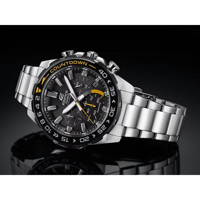 Casio – Edifice Collection pour hommes – Chronographe à énergie solaire & à cristaux de saphir anti-rayures – EFS-S550DB-1AV