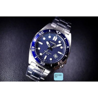 Casio – Montre classique au fond noir et index chiffres arabes blancs pour hommes – Bracelet en acier inoxydable argenté – MTP-V001D-1B