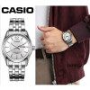 Casio – Modèle classique pour hommes au fond texturé argenté avec dateur sur 3h et étanchéité 50 m – MTP-1335D-7AVDF