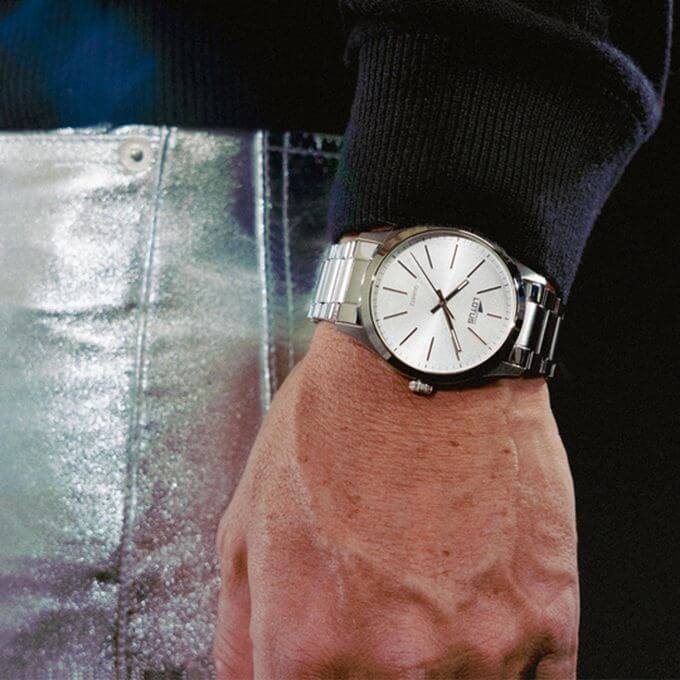 Lotus – MINIMALISTE – Classique argentée pour hommes – Tout en acier inoxydable – 15959/1