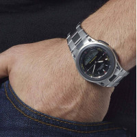 Casio – Double montre en bracelet acier inoxydable pour hommes – Autonomie pile 10 ans – AW-80D-1AV