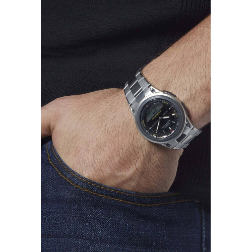 Casio – Double montre en bracelet acier inoxydable pour hommes – Autonomie pile 10 ans – AW-80D-1AV Casio – Double montre en bracelet acier inoxydable pour hommes – Autonomie pile 10 ans – AW-80D-1AV