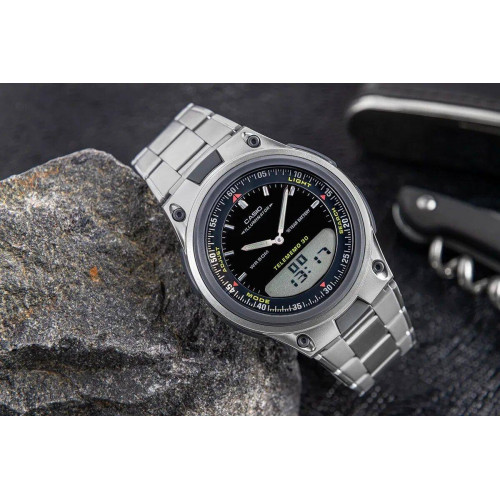 Casio – Double montre en bracelet acier inoxydable pour hommes – Autonomie pile 10 ans – AW-80D-1AV Casio – Double montre en bracelet acier inoxydable pour hommes – Autonomie pile 10 ans – AW-80D-1AV
