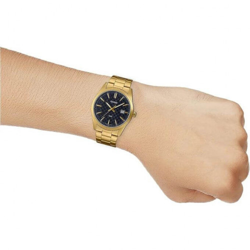 Casio – Montre dorée, cadran noir et index dorés pour hommes – Afficheur de date – Tout en acier inoxydable – MTP-VD03G-1A Casio – Montre dorée, cadran noir et index dorés pour hommes – Afficheur de date – Tout en acier inoxydable – MTP-VD03G-1A