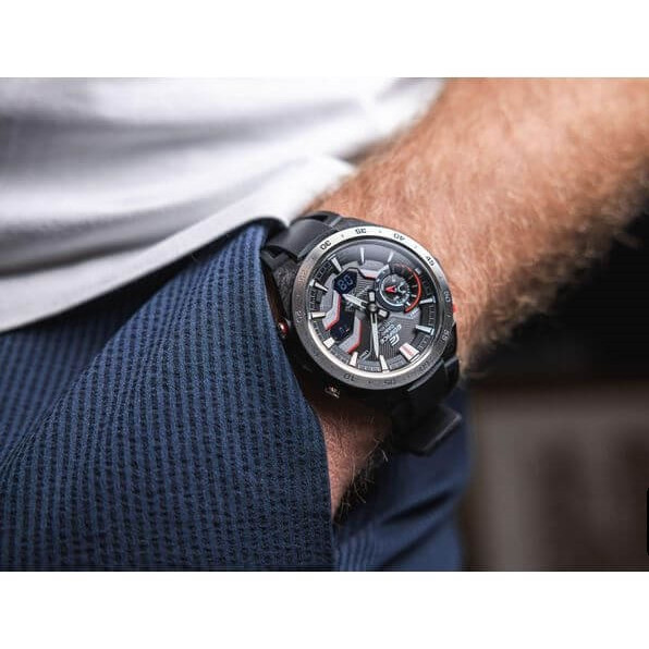 Casio Solaire – Synchronisation avec votre smartphone via Bluetooth® – Bracelet en résine noir – BCE-2200P-1A