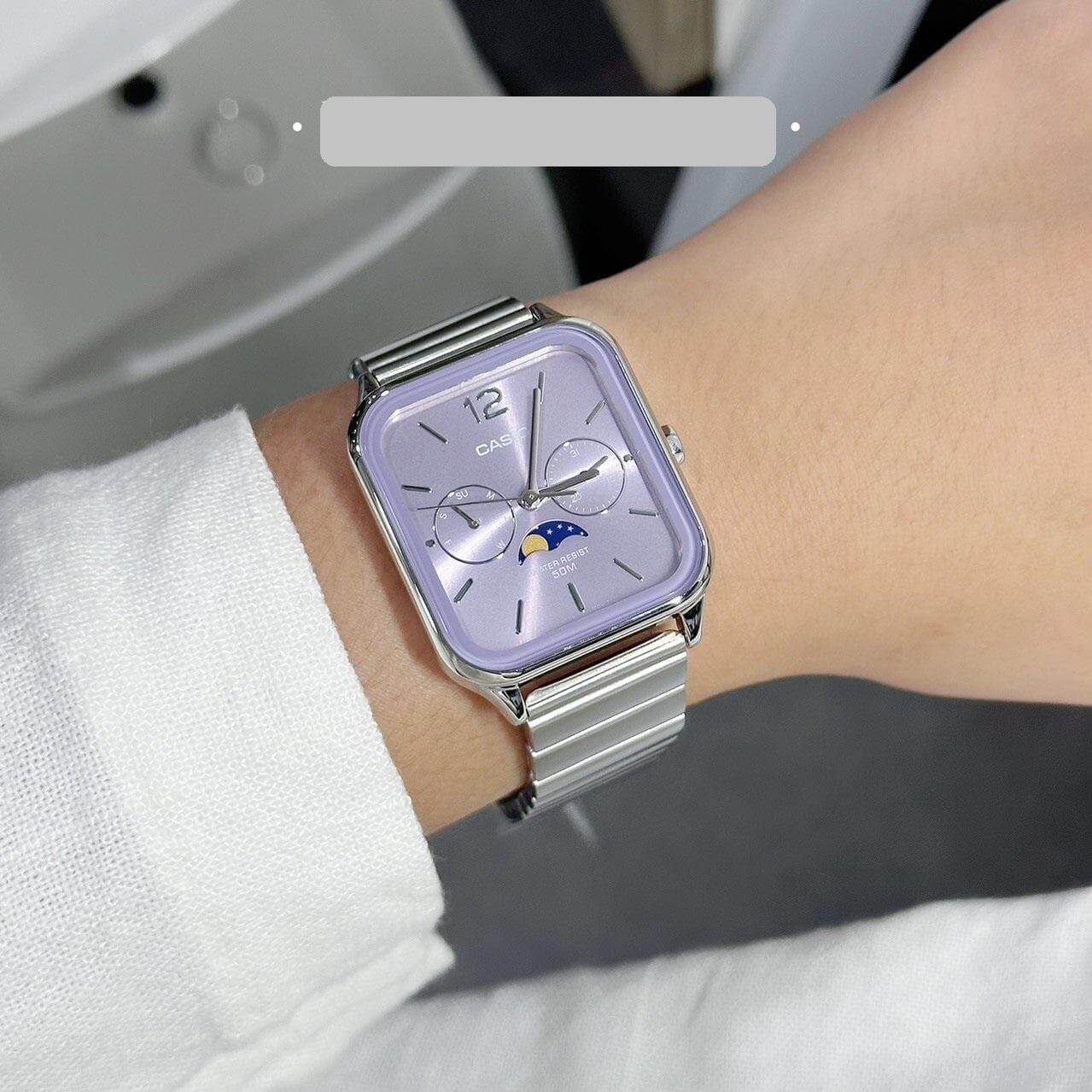 Casio – Phase de lune – très belle montre fond mauve – Tout en acier inoxydable – MTP-M305D-6AV