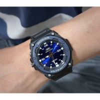 Casio – Montre sport pour hommes, Cadran bleu avec bouton de lumière – Bracelet en résine – MW-620H-2AV