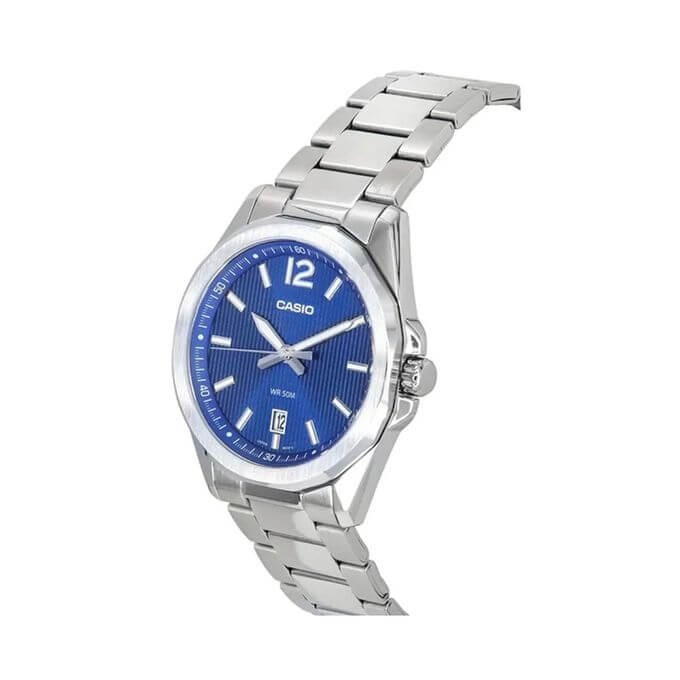 Casio – Cadran bleu & Dotée des motifs rayés & dateur sur 6h – Acier inoxydable – MTP-E725D-2AV